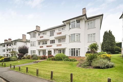 2 bedroom apartment for sale, The Chilterns, Brighton Road, Sutton, London