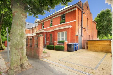 2 bedroom house for sale, Heathfield Road, Acton