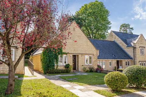 2 bedroom bungalow for sale, Lovedays Mead, Stroud GL5