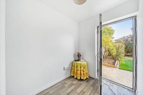 17 Austen Close, Winchester, SO23 7HS