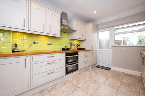 2 bedroom bungalow for sale, Driftwood Avenue, St. Albans, Hertfordshire