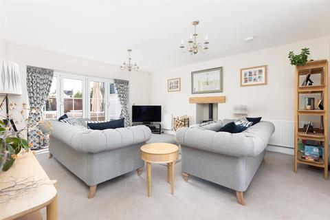 5 bedroom detached house for sale, Wrestlers Grove, Langford, Beds SG18 9FJ