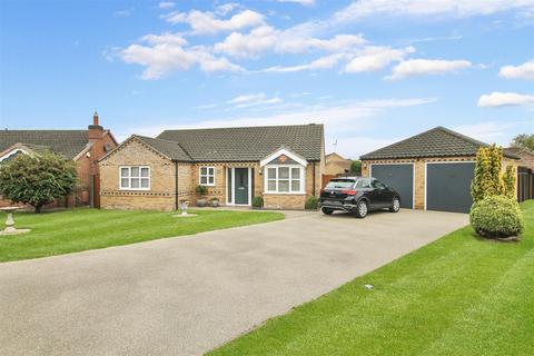 3 bedroom bungalow for sale, Headland Way, Navenby