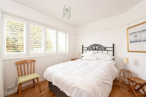 164 Cambridge Road, Hitchin, SG4 0JW