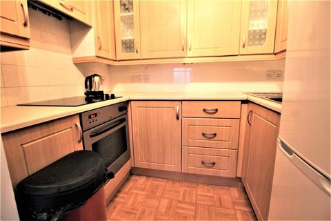 1 bedroom flat to rent, Homebeech House, Woking GU22