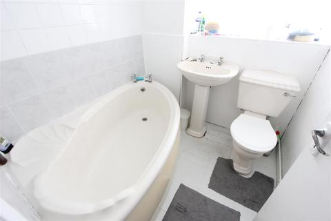 58 Selhurst Place, London, SE25 5PY