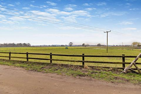 Land for sale, Aysgarth House - Lot 2, Blyton Carr, Gainsborough, Lincolnshire, DN21