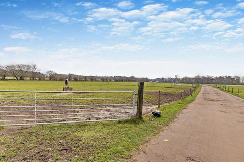 Land for sale, Aysgarth House - Lot 2, Blyton Carr, Gainsborough, Lincolnshire, DN21