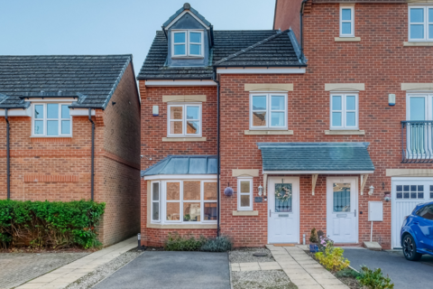 4 bedroom townhouse for sale, Shottery Close, Ipsley, Redditch B98 0GE