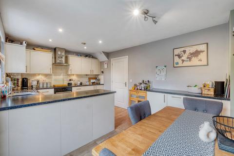 37 Shottery Close, Ipsley, Redditch, B98 0GE