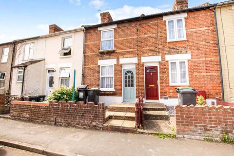 2 bedroom terraced house to rent, Bramley Road, Snodland ME6