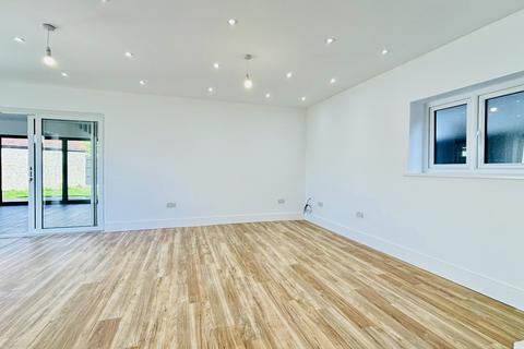 97 Derek Avenue, West Ewell, Epsom, KT19 9HP