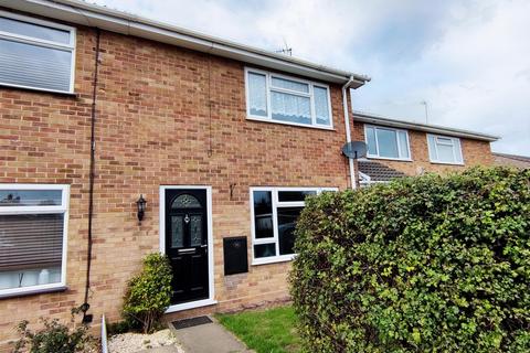 2 bedroom semi-detached house to rent, Spruce Avenue, Ormesby. NR29 3RQ