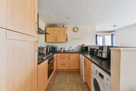 2 bedroom flat for sale, Old Kent Road, Peckham, London, SE15