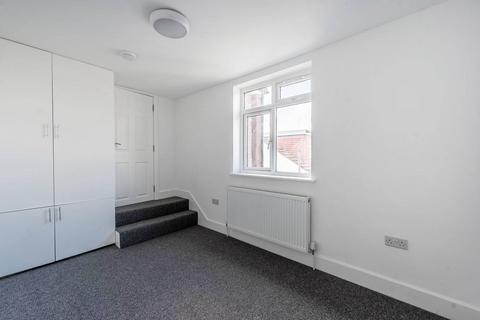 1 bedroom flat to rent, Graham Road, Harrow Weald, Harrow, HA3