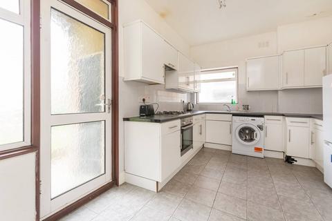 3 bedroom maisonette to rent, Northcote Avenue, Ealing Broadway, London, W5