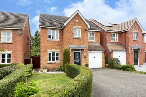 4 bedroom detached house for sale, Yelden Close, Rushden, NN10 9AE