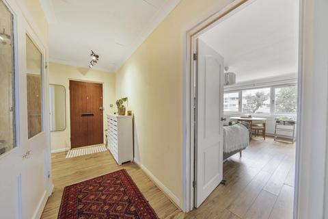 Flat 1, Corinne Court, 1 The Avenue, Beckenham, BR3 5DG
