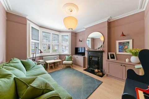 1 Gordon Road, Surbiton, KT5 9AR