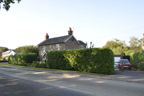 3 bedroom detached house for sale, South Road, Wivelsfield Green, RH17