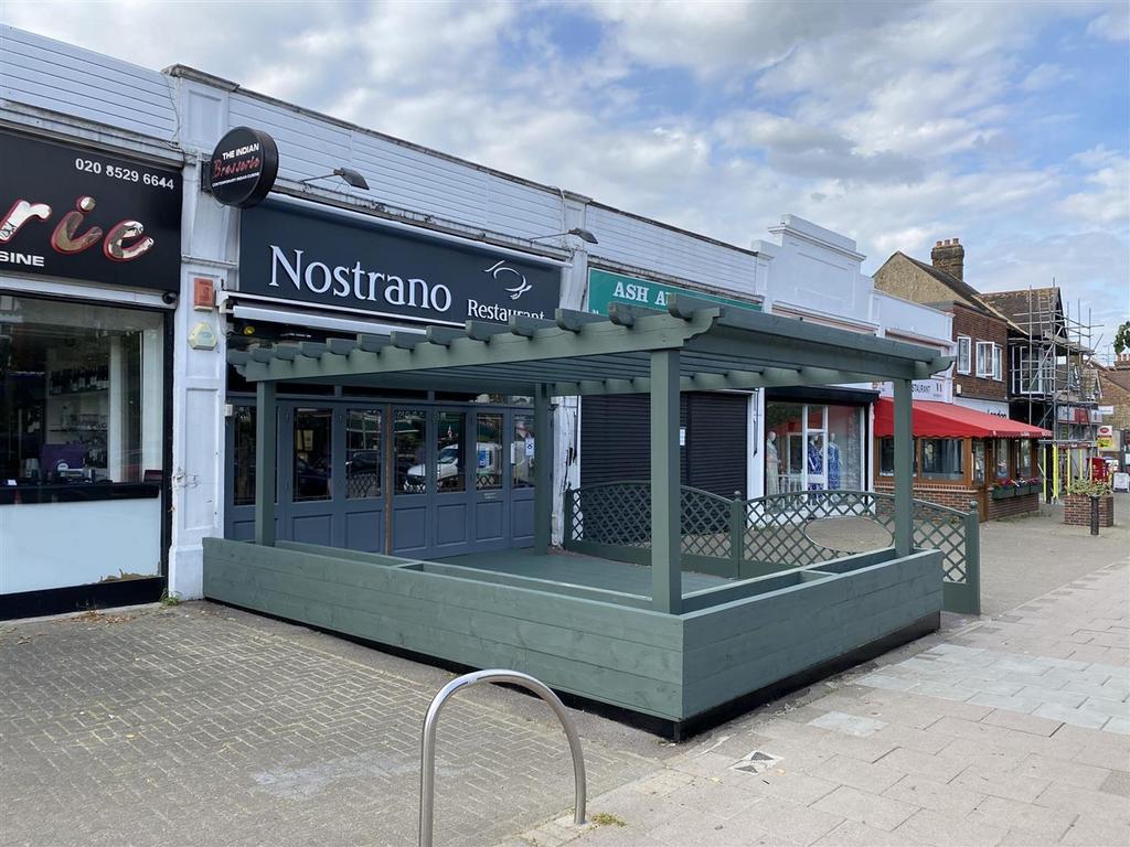 92, Station Road London, E4 7 BA
