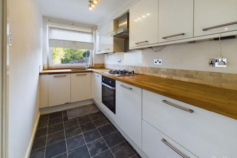 1 bedroom flat for sale, Woodpecker Mount, Pixton Way, Croydon