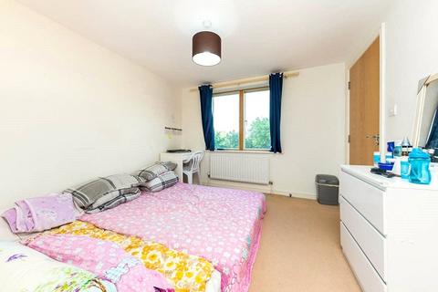 2 bedroom flat for sale, Kilby Road, Hertfordshire SG1