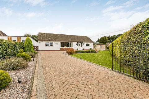 3 bedroom detached bungalow for sale, The Green, Conington, Cambridgeshire.