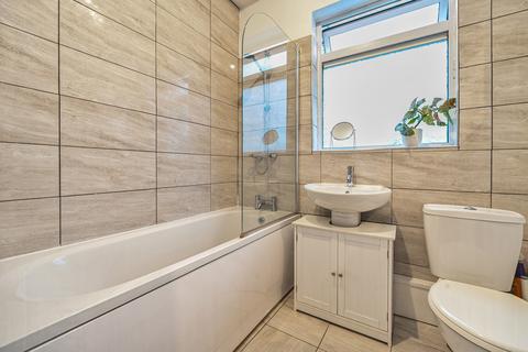 153a Silverdale, London, SE26 4SQ