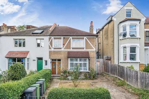 153a Silverdale, London, SE26 4SQ