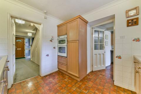 16 Devonshire Drive, Long Ditton, Surbiton, KT6 5DR