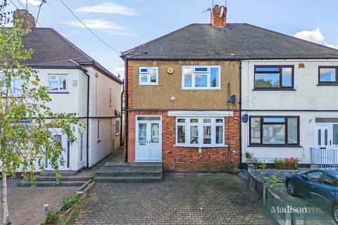 3 bedroom semi-detached house for sale, Cardinal Drive, Greater London IG6