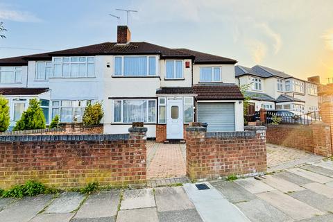 5 bedroom semi-detached house for sale, Penbury Road,  Southall, UB2