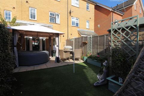 3 bedroom terraced house for sale, Montefiore Avenue, Ramsgate