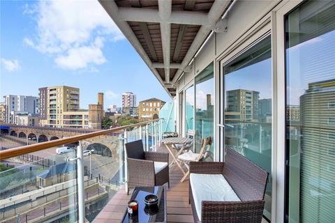 137 Basin Approach, London, E14 7JG