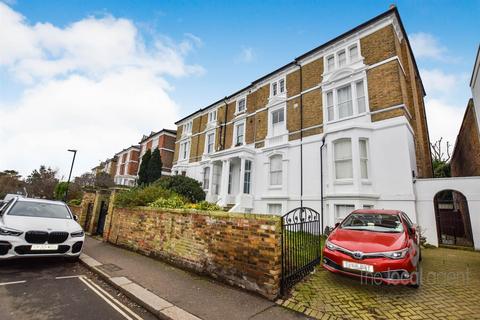 2 bedroom flat for sale, Marlborough Road, Richmond