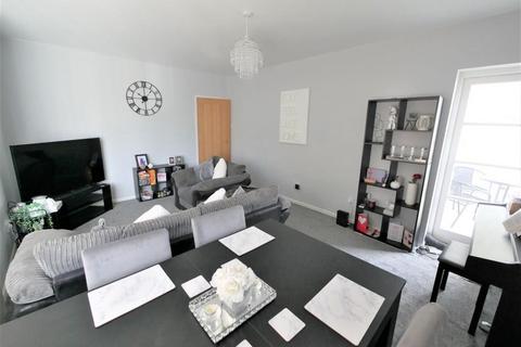 3 bedroom apartment for sale, Henley Court, Ipswich