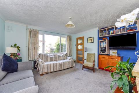 12 Sandy Close, Petersfield, GU31 4HF