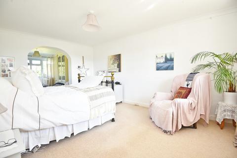 51 Burn Bridge Oval, Burn Bridge, Harrogate, HG3 1LP