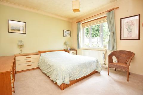 3 bedroom detached bungalow for sale, Saltergate Drive, Harrogate