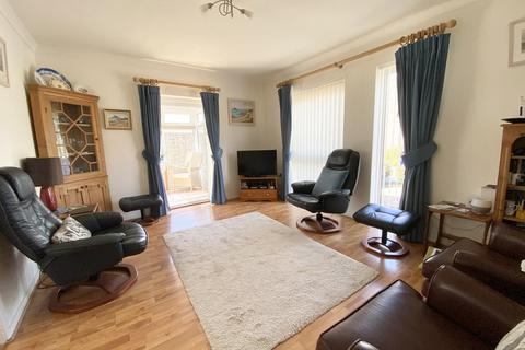 2 bedroom detached bungalow to rent, Tregurtha View, Goldsithney