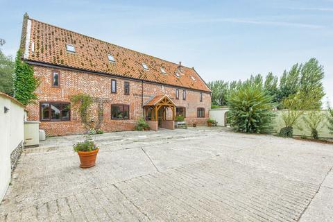 6 bedroom barn conversion for sale, Scoulton