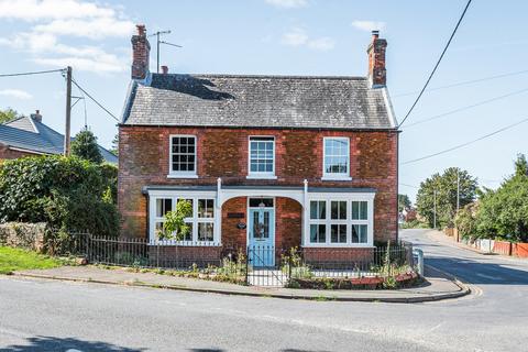 5 bedroom detached house for sale, Dersingham