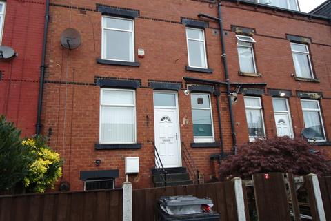 1 bedroom in a flat share to rent, Colwyn Terrace, Leeds LS11