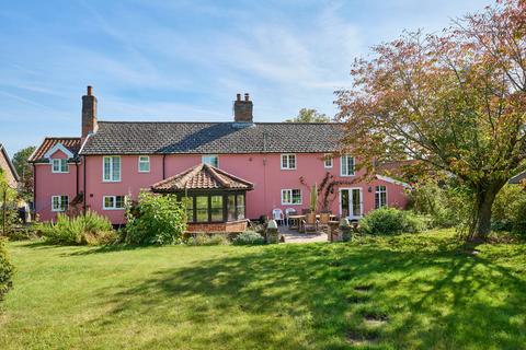 4 bedroom detached house for sale, The Street, Diss IP22