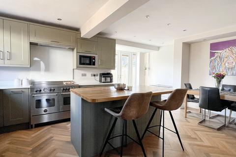 8 The Avenue, Knaresborough, HG5 0NL