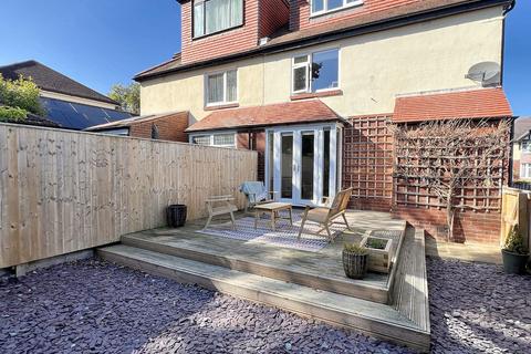 8 The Avenue, Knaresborough, HG5 0NL