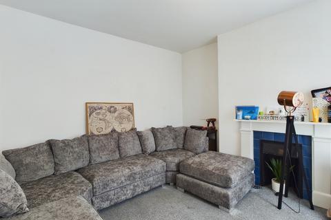 5 bedroom end of terrace house for sale, St Michaels Street, Folkestone