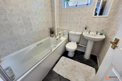 88 Cranemore, Werrington, Peterborough, PE4 5AL