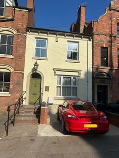 4 bedroom terraced house to rent, Sansome Walk, Worcester